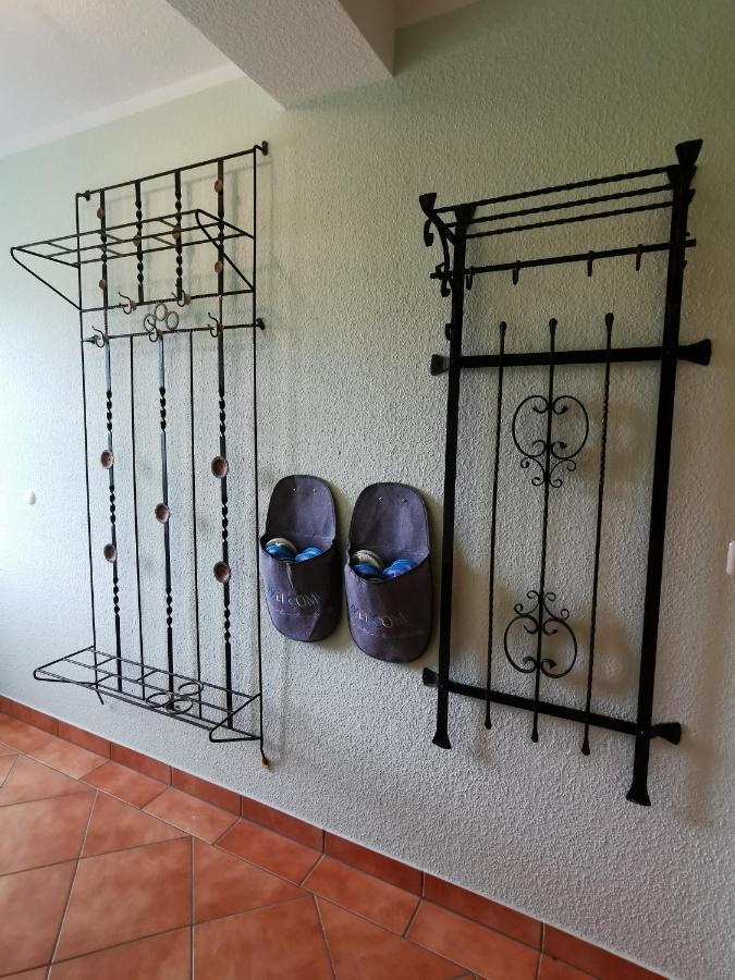 Ferienwohnung "Am Saalehaken" Gossitz Екстер'єр фото